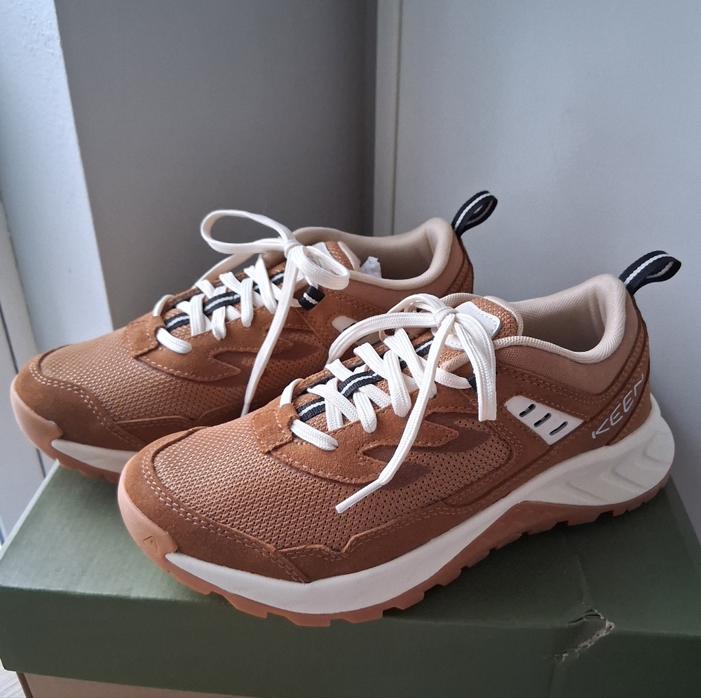 🌷 Keen Hightrail Vented Hiking Shoe 🐿🍂